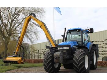 Traktor New Holland TM150: das Bild 1
