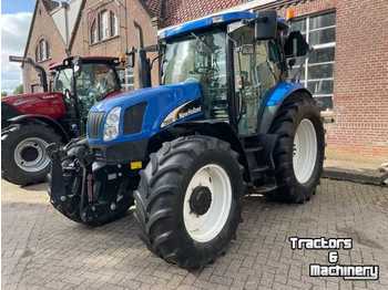 Traktor New Holland TS 100 A: das Bild 1