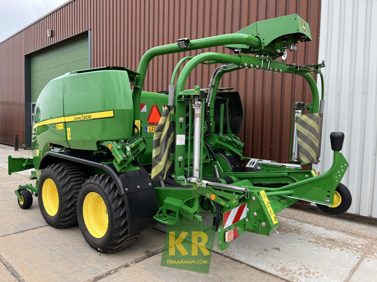 Rundballenpresse C441R John Deere