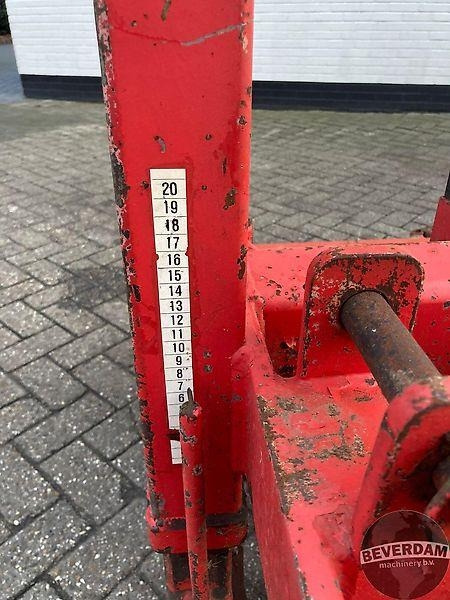 Technik für Bodenbearbeitung Steketee zaaibedbereider 4m