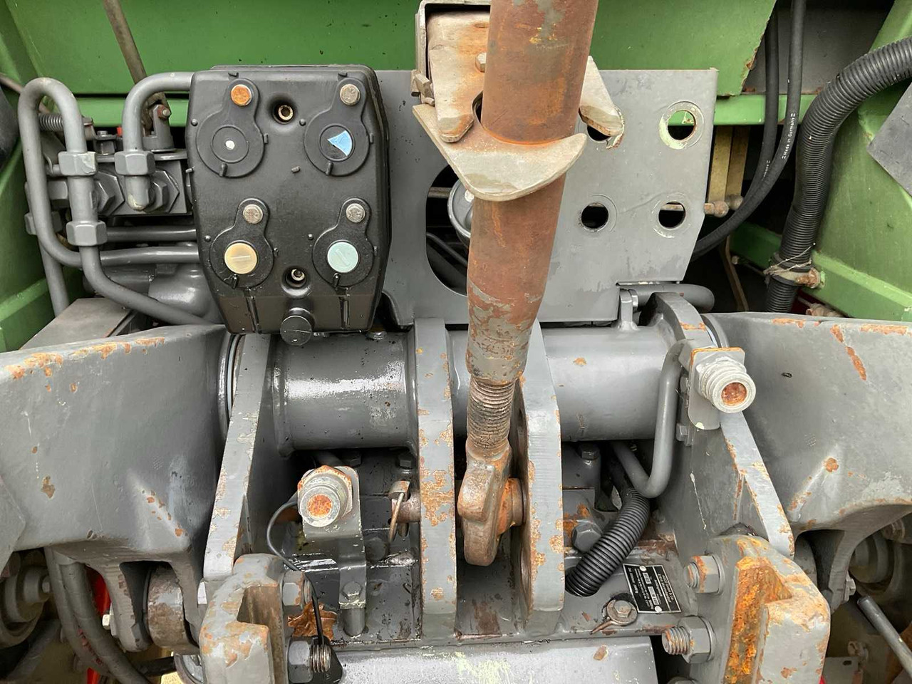 Traktor 1999 FENDT 510 C TURBOSHIFT ALL-WHEEL DRIVE FARM TRACTOR