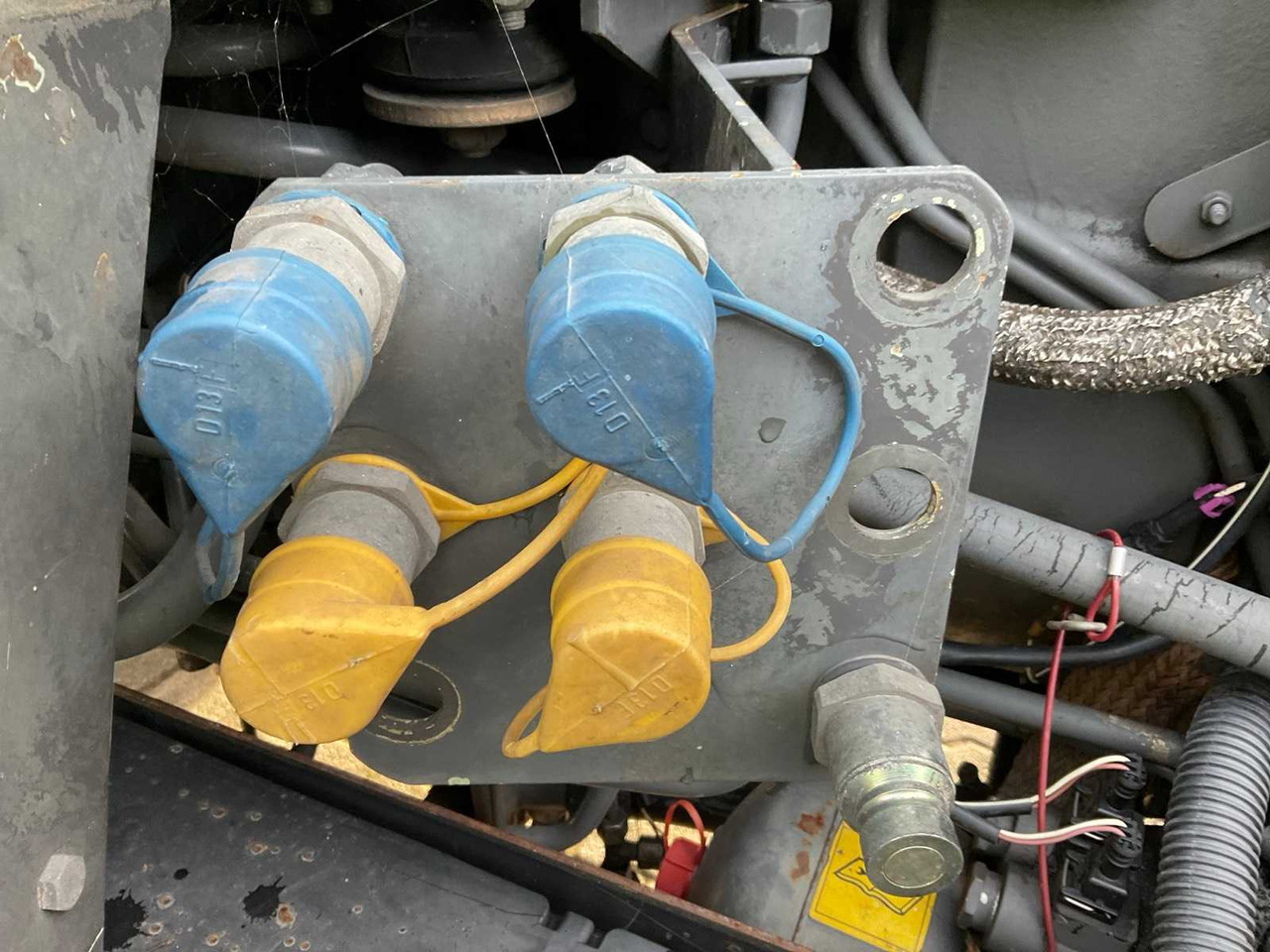 Traktor 1999 FENDT 510 C TURBOSHIFT ALL-WHEEL DRIVE FARM TRACTOR