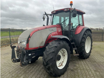 Traktor  2004 VALTRA T120 ALL-WHEEL DRIVE FARM TRACTOR