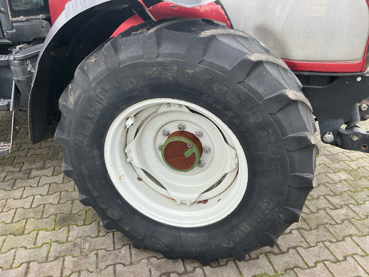 Traktor 2004 VALTRA T120 ALL-WHEEL DRIVE FARM TRACTOR