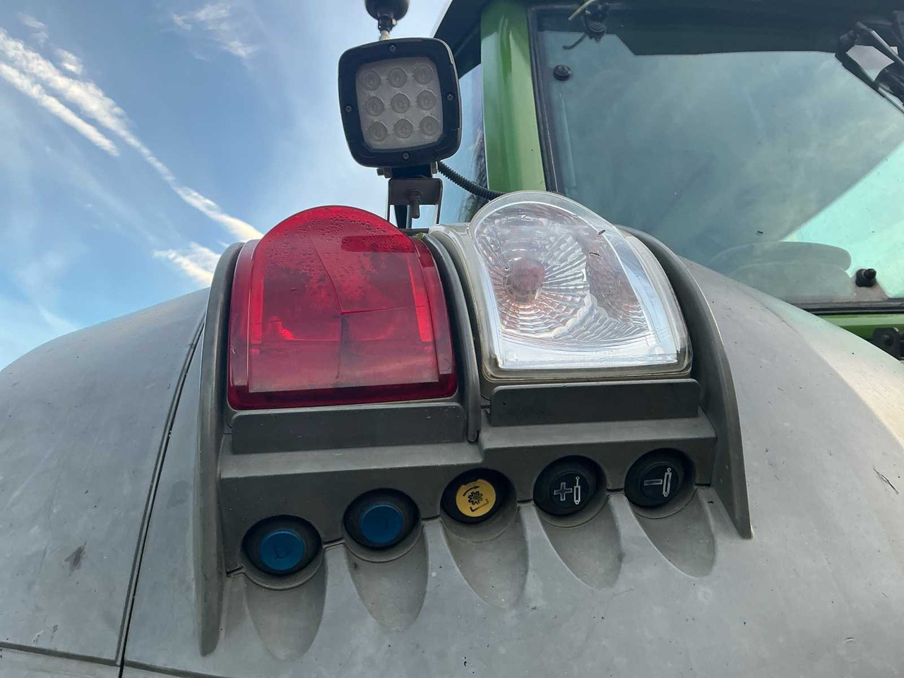 Traktor 2010 FENDT 930 VARIO ALL-WHEEL DRIVE FARM TRACTOR