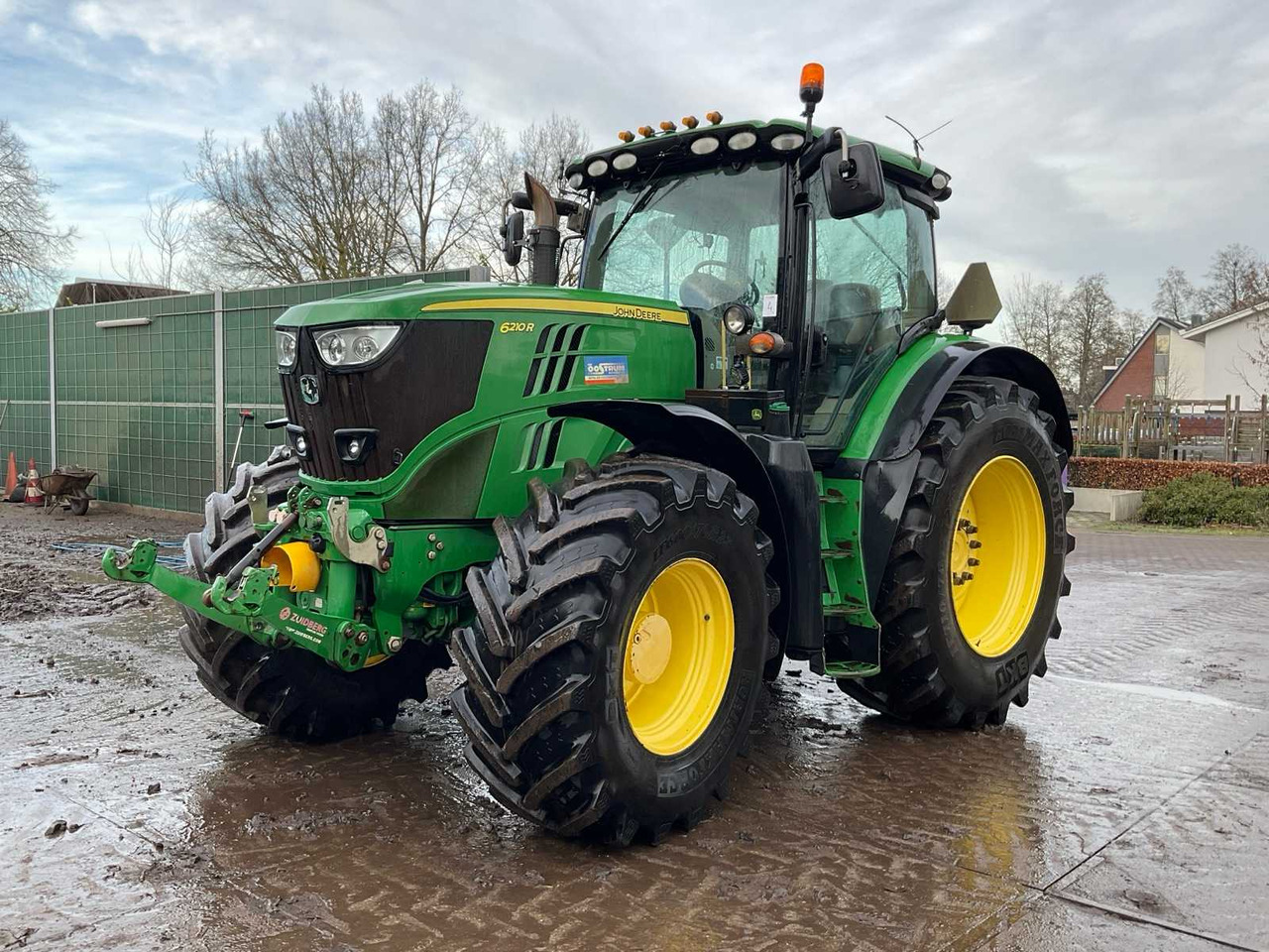 Traktor 2015 JOHN DEERE 6210R FOUR WHEEL DRIVE FARM TRACTOR