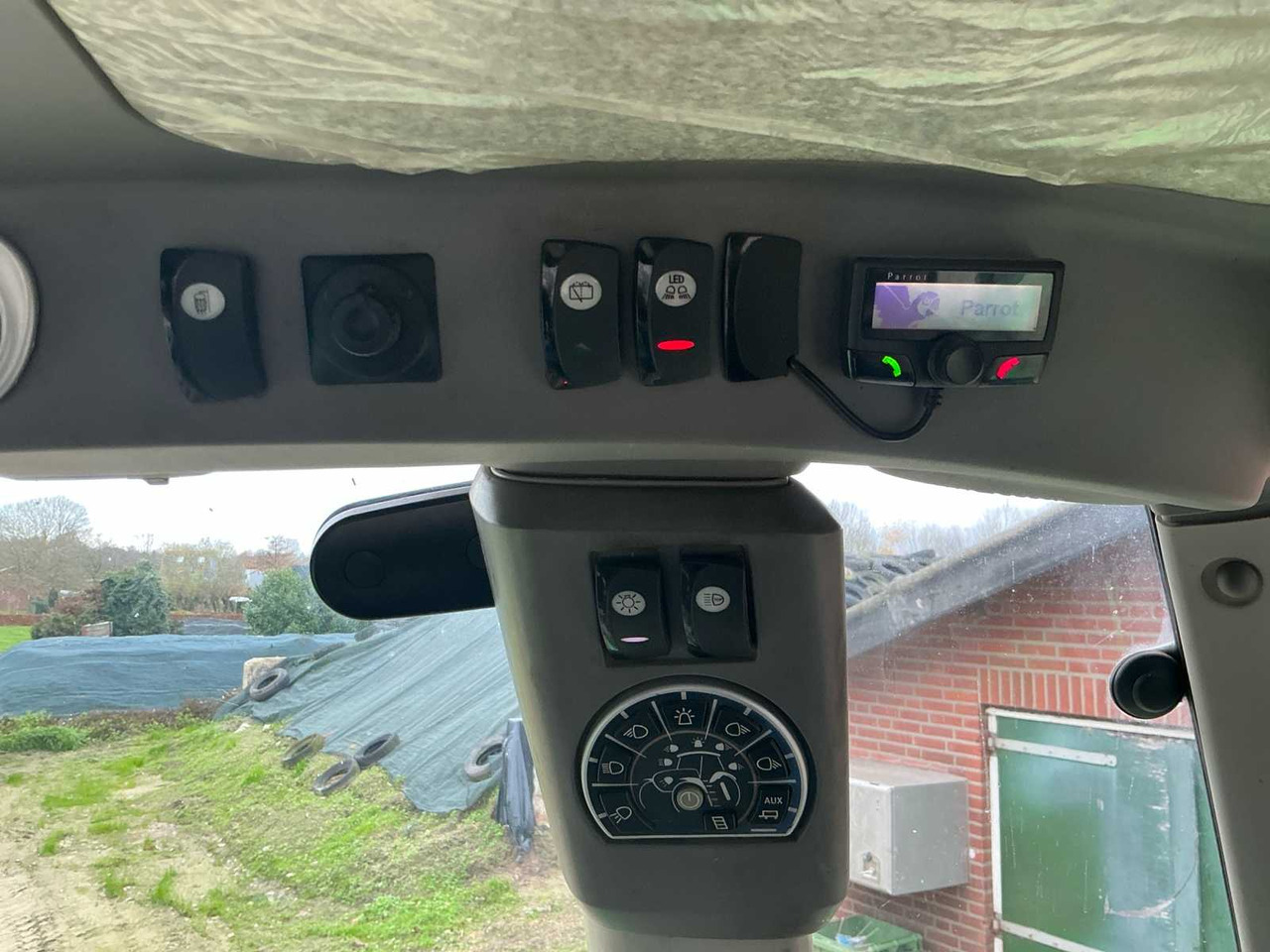 Traktor 2016 DEUTZ-FAHR SDF ALL-WHEEL DRIVE FARM TRACTOR