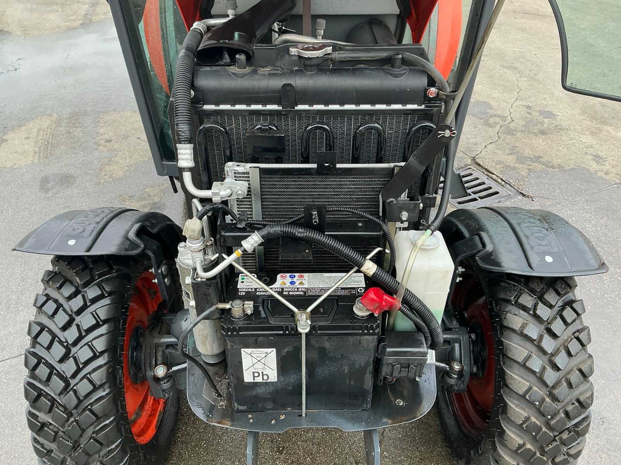 Traktor 2022 KUBOTA B2261 FOUR WHEEL DRIVE FARM TRACTOR