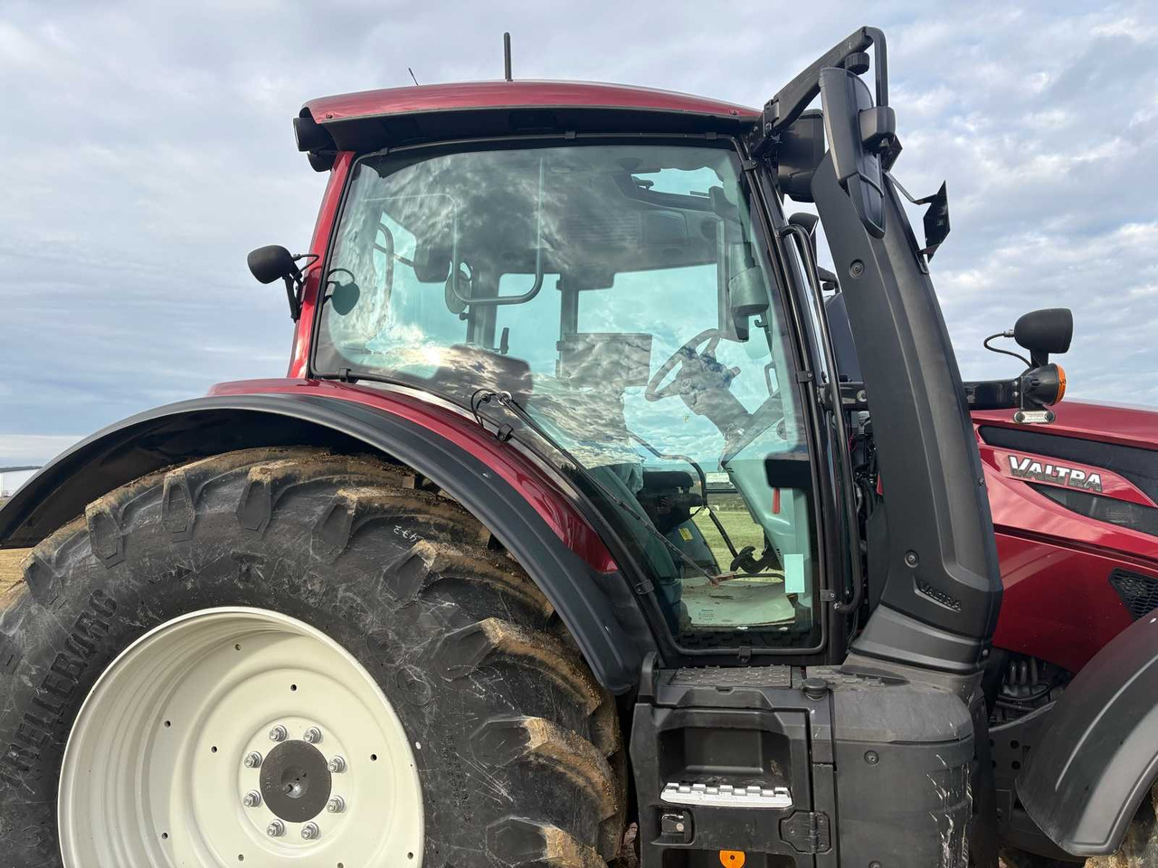 Traktor 2022 NEW VALTRA N155E VERSU TRACTOR