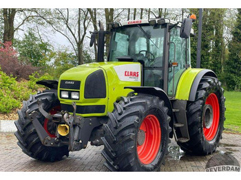 Traktor CLAAS 836 RZ 