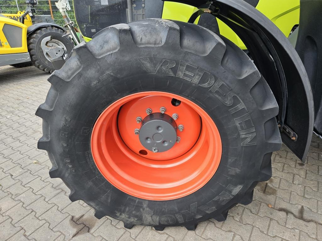 Traktor CLAAS AXION 810 CMATIC