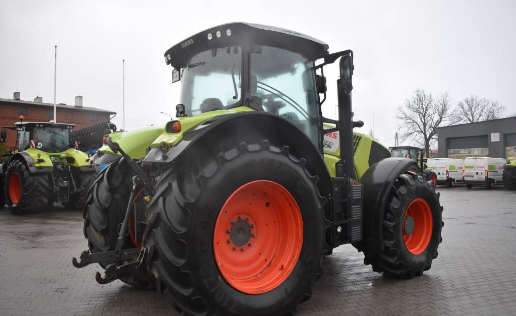 Traktor CLAAS AXION 850 CIS+Przedni tuz/cis+/oś PROACTIV/264KM