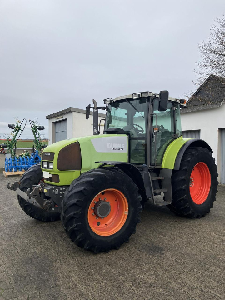 Traktor CLAAS Ares 696 RZ