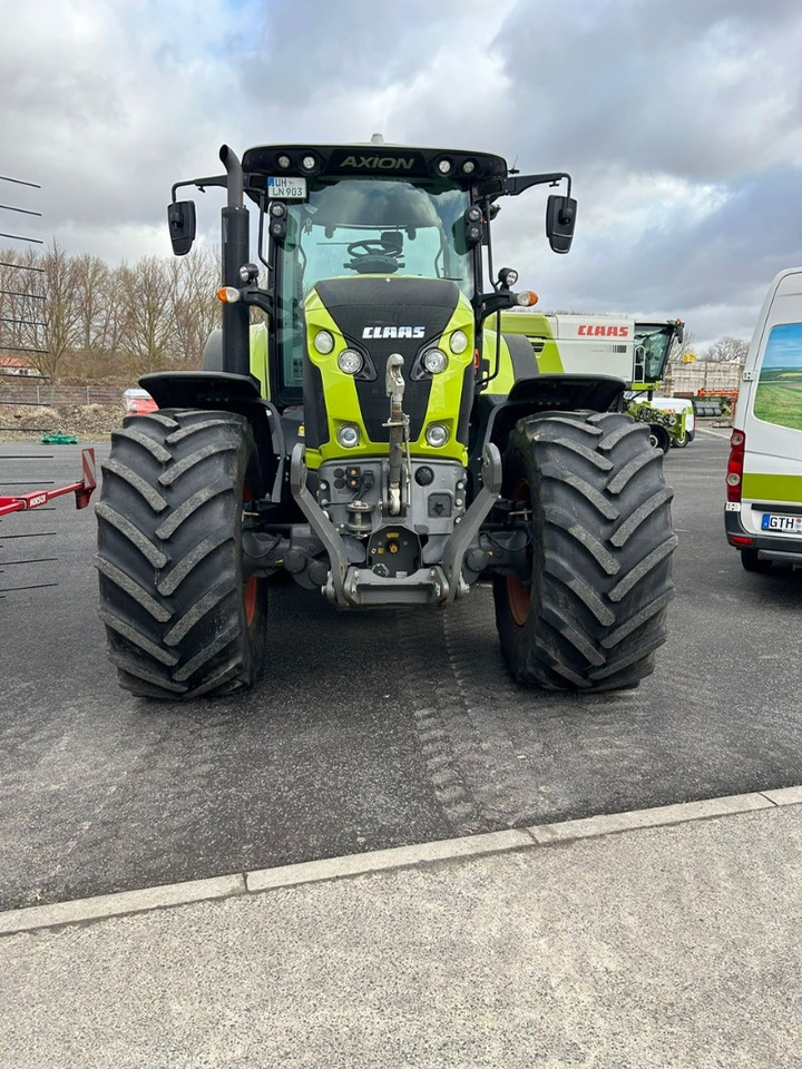 Traktor CLAAS Axion 850