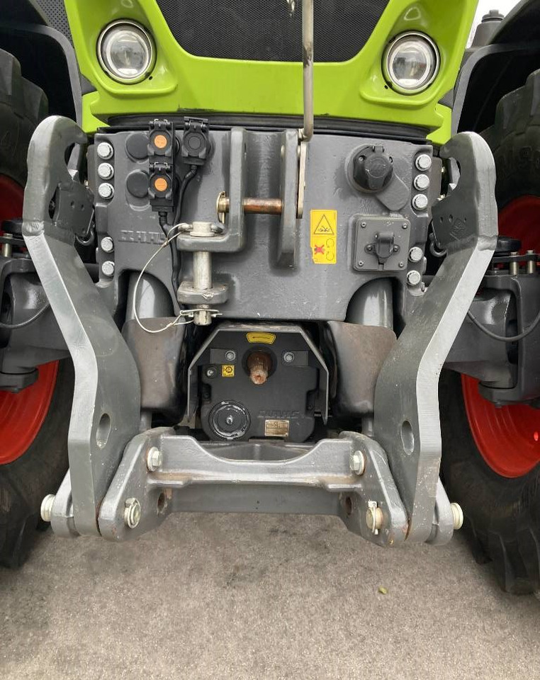 Traktor CLAAS Axion 930 Cmatic