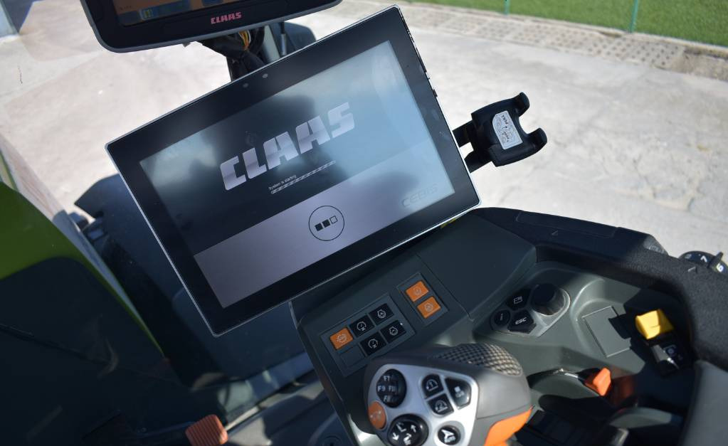 Traktor CLAAS Xerion 5000 Trac TS /GPS/S10/3412 MTH