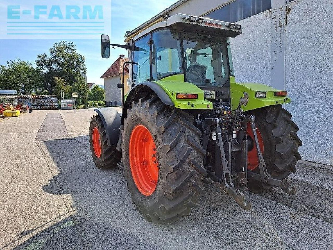 Traktor CLAAS ares 826