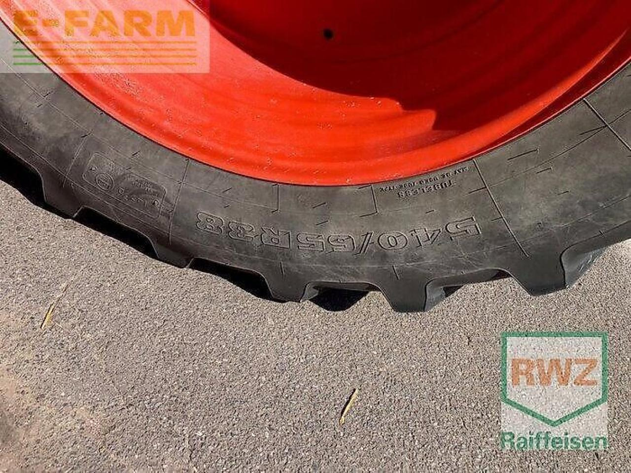 Traktor CLAAS arion 420