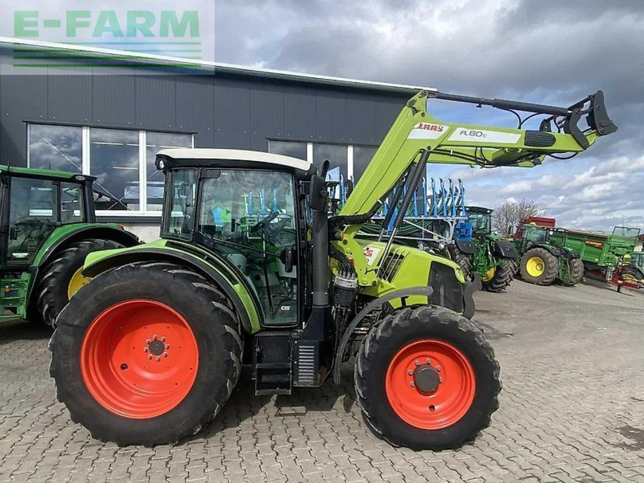 Traktor CLAAS arion 420