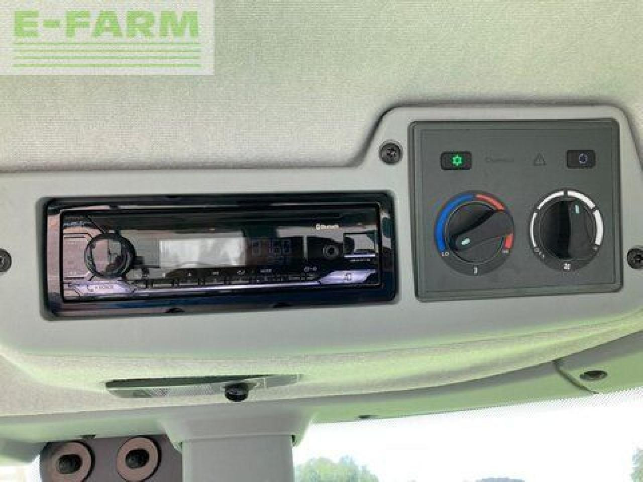 Traktor CLAAS arion 420 cis