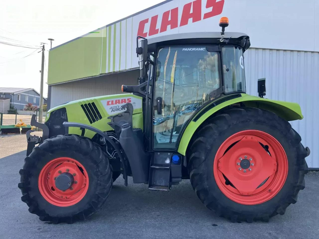 Traktor CLAAS arion 420 panoramic + batis