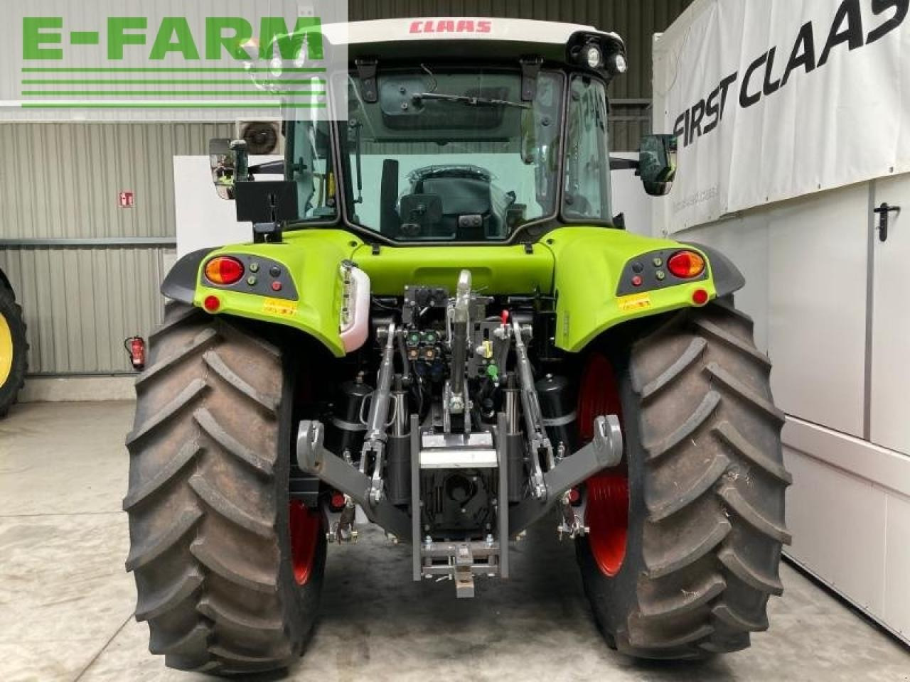 Traktor CLAAS arion 440 stage v