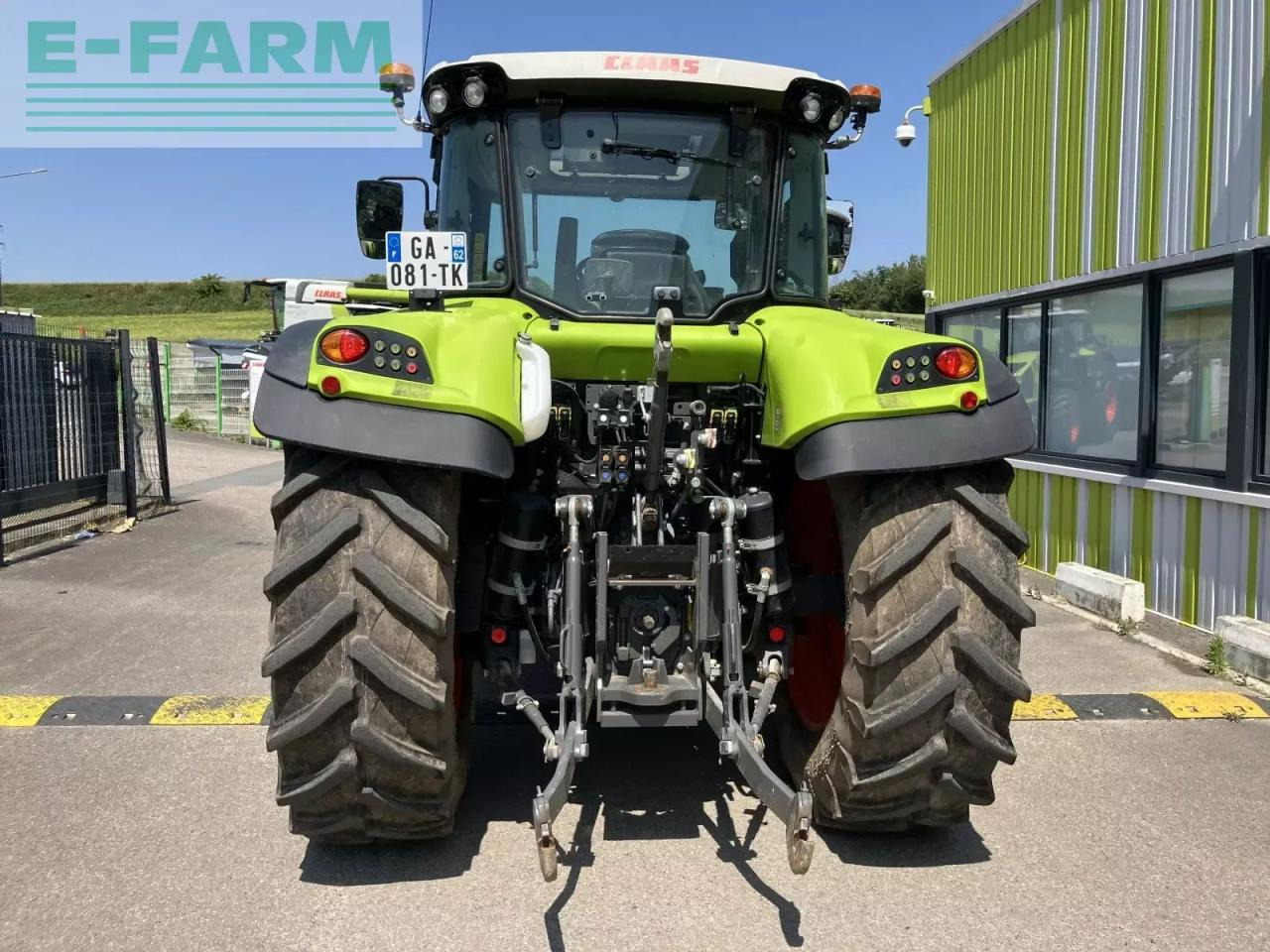 Traktor CLAAS arion 450 concept