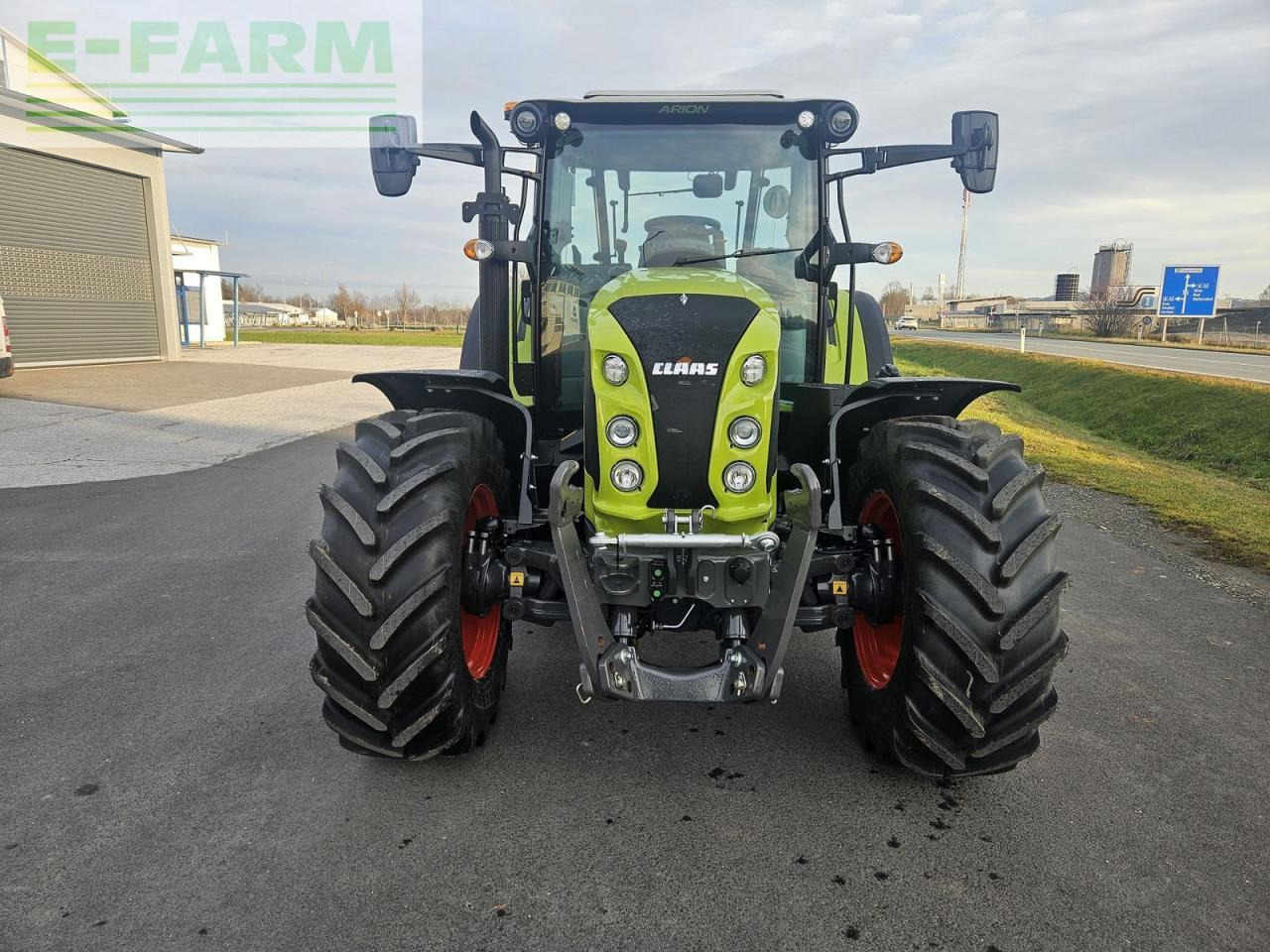 Traktor CLAAS arion 450 stage v (cis) CIS