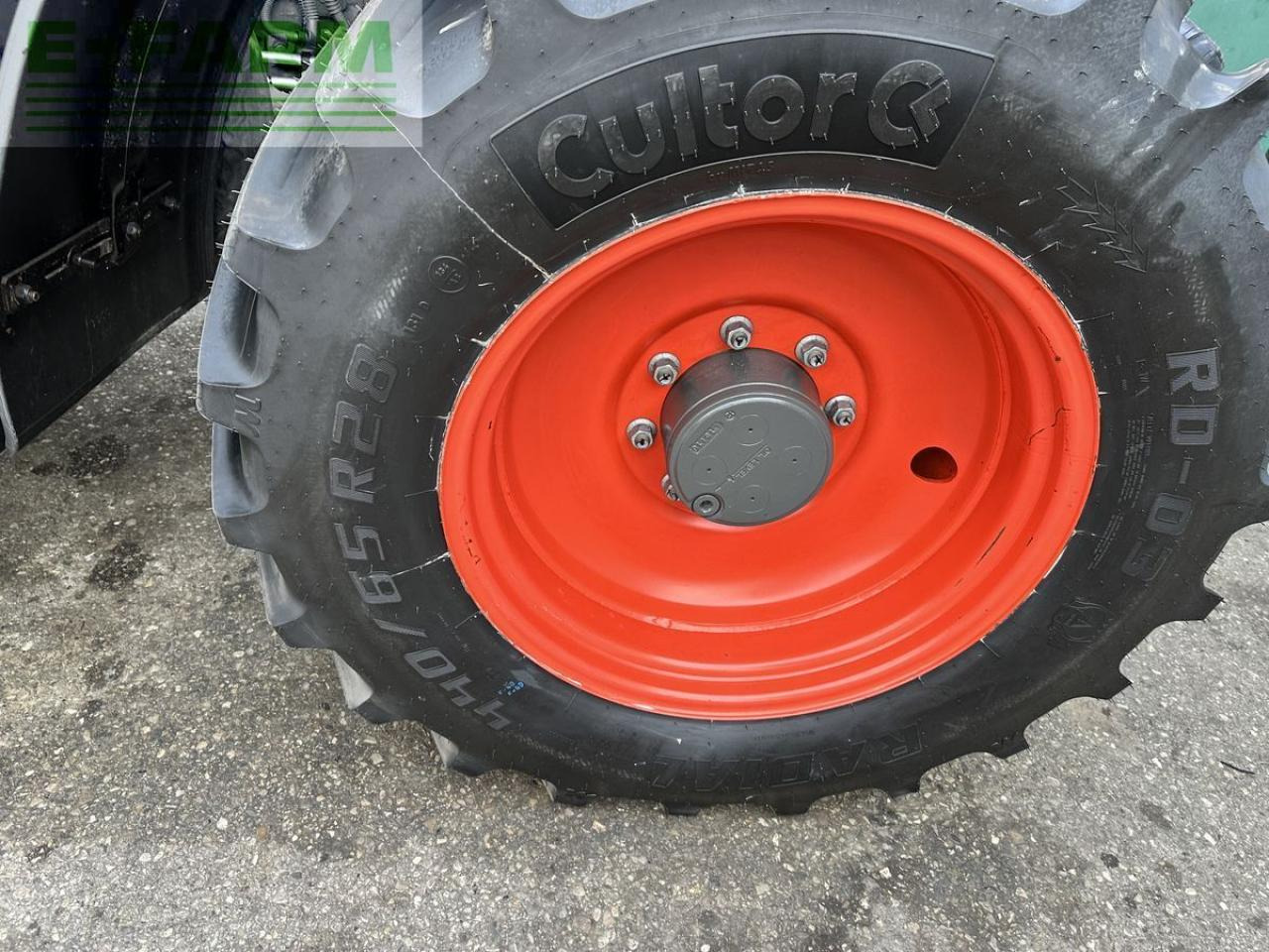 Traktor CLAAS arion 460