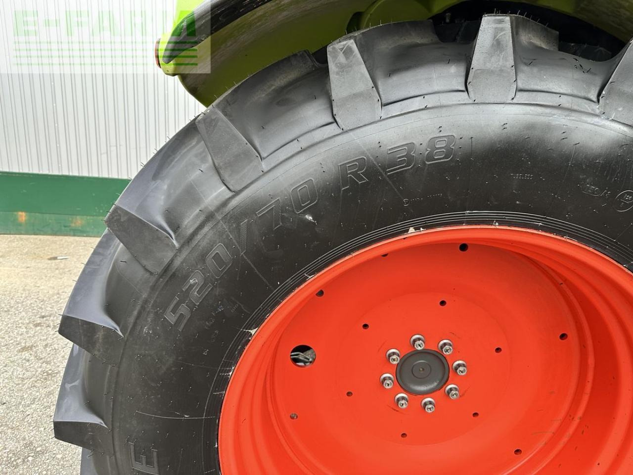 Traktor CLAAS arion 460