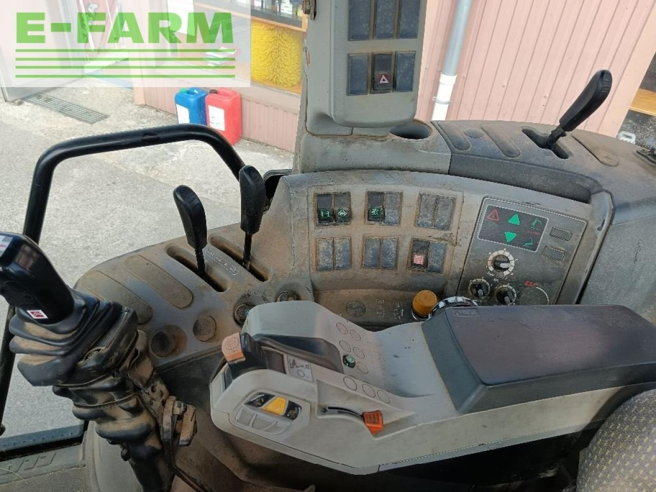 Traktor CLAAS arion 510