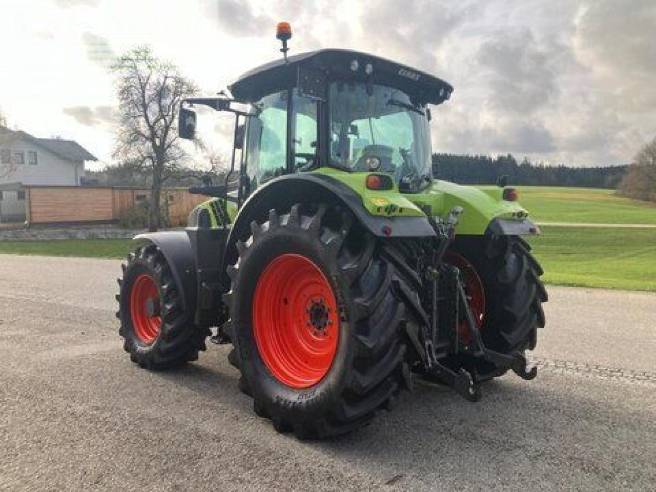 Traktor CLAAS arion 510 cmatic cis+ CMATIC CIS+