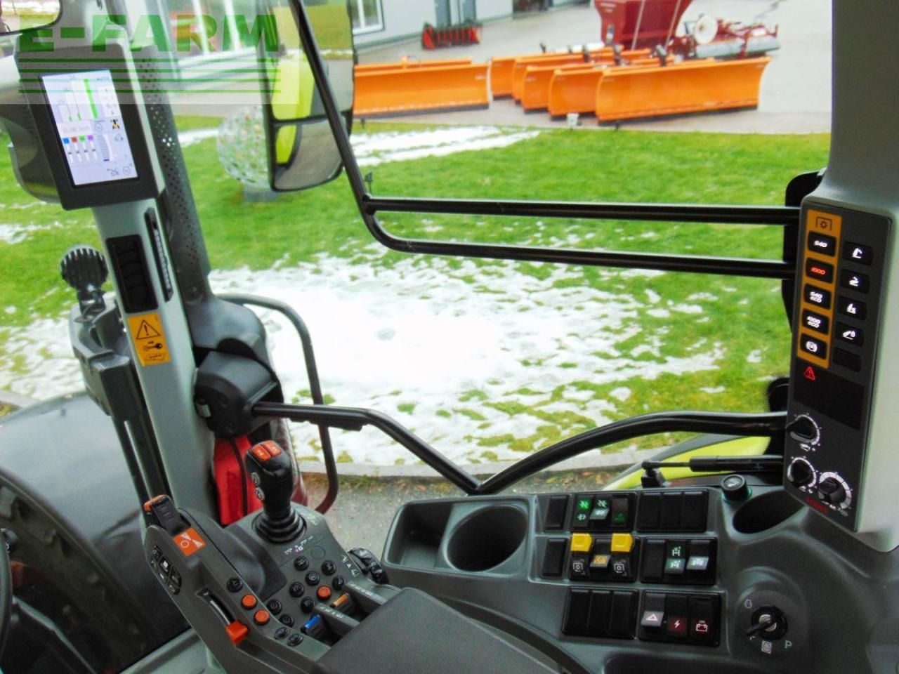 Traktor CLAAS arion 550 cmatic cis+ CMATIC CIS+