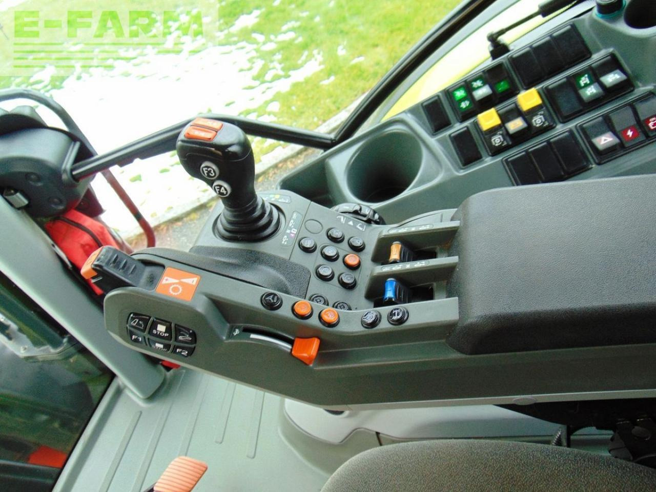 Traktor CLAAS arion 550 cmatic cis+ CMATIC CIS+