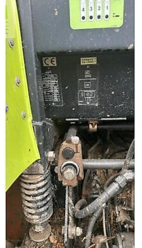 Traktor CLAAS arion 610