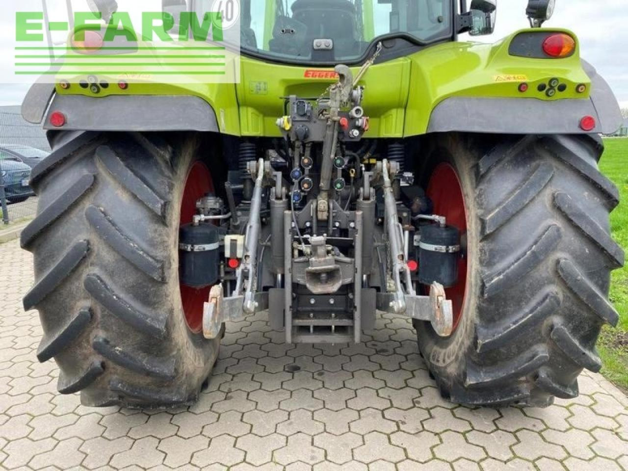 Traktor CLAAS arion 620 cis mit frontlader CIS