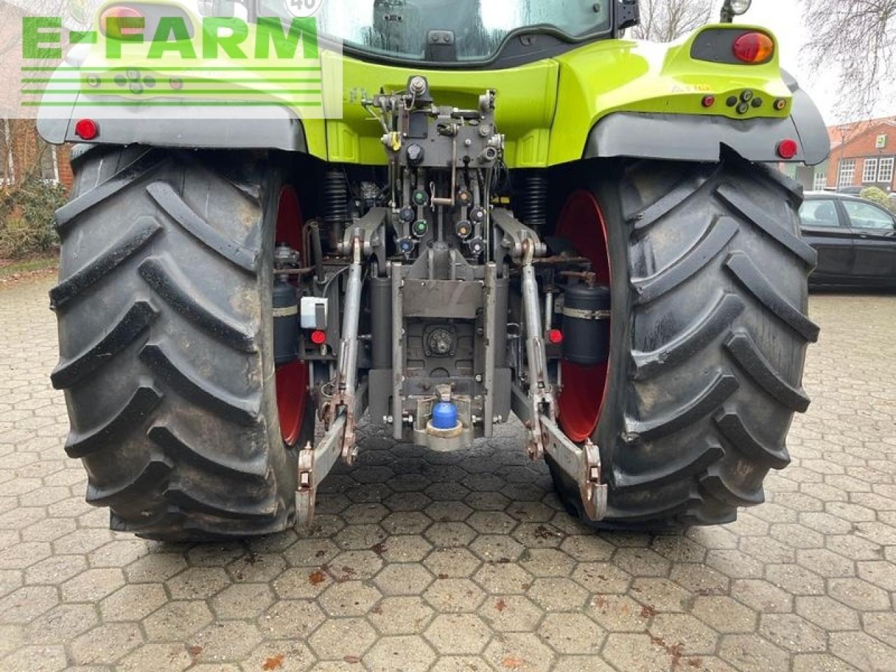 Traktor CLAAS arion 650