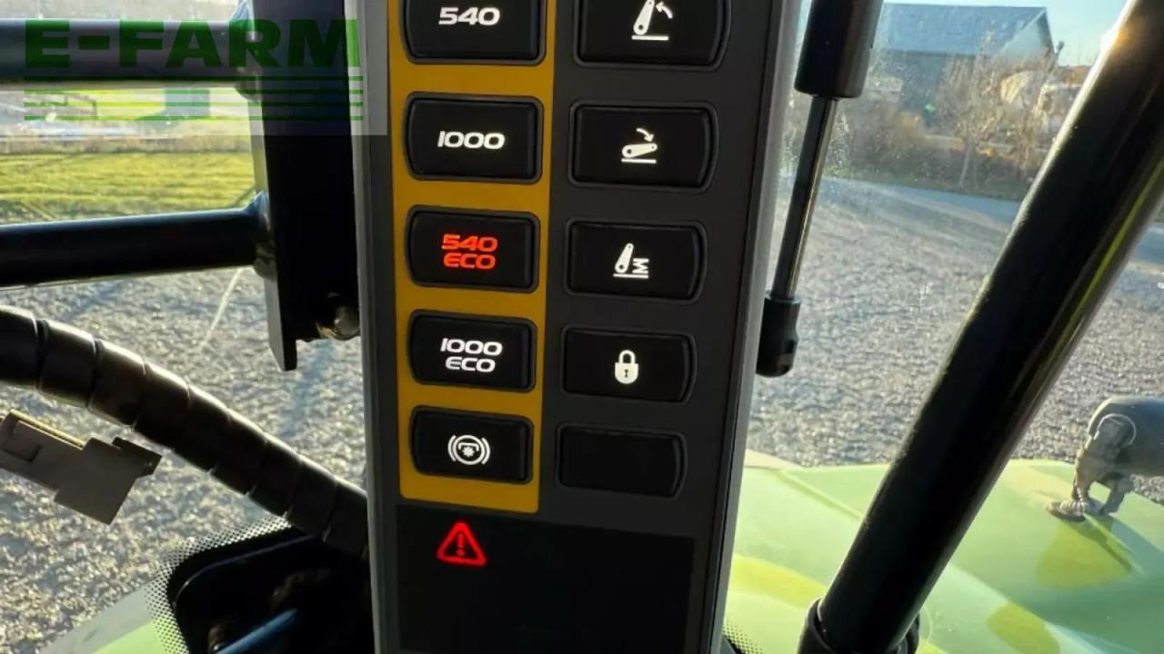 Traktor CLAAS arion 650 c matic med frontpto CMATIC