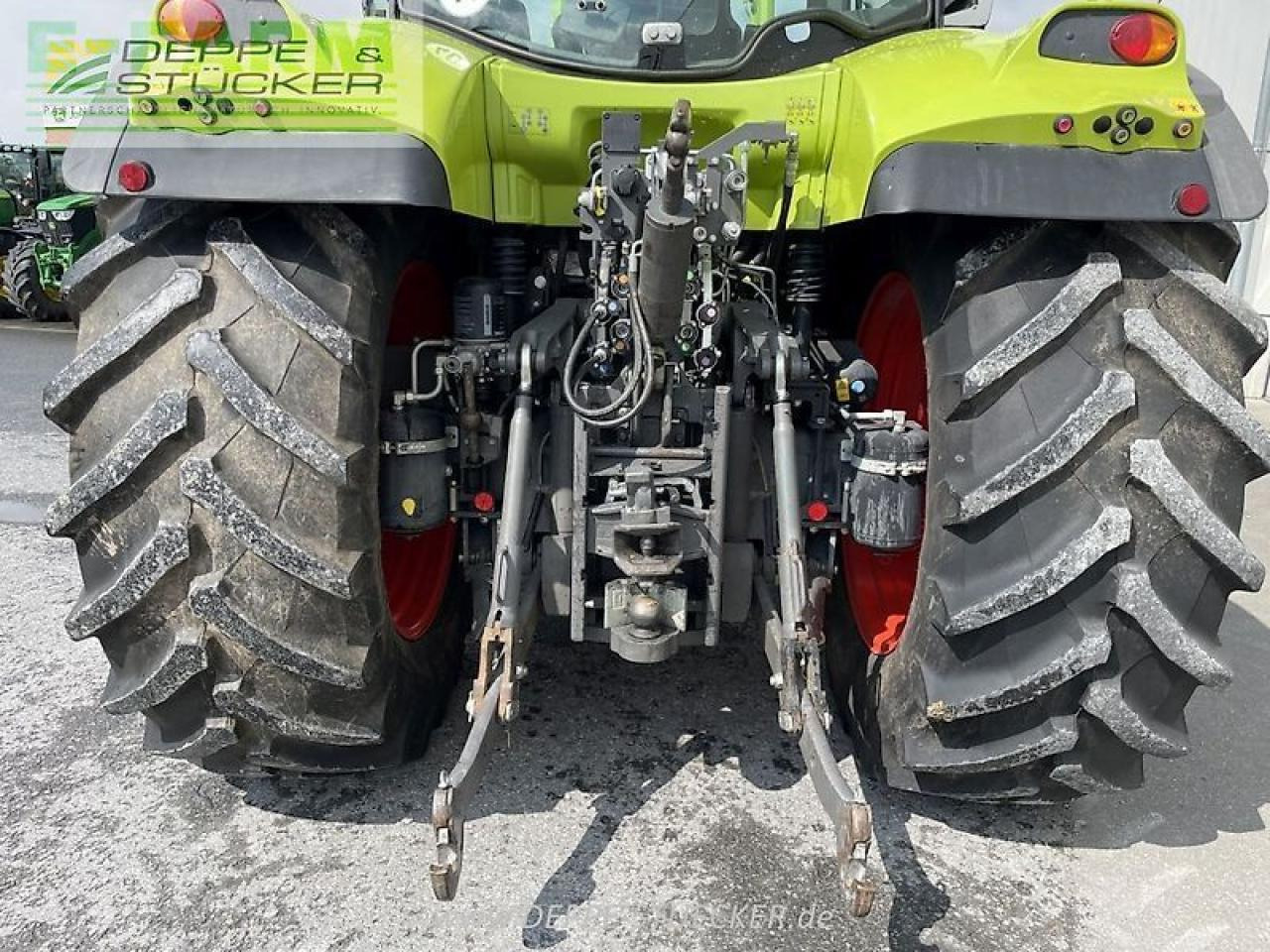 Traktor CLAAS arion 650 hexashift