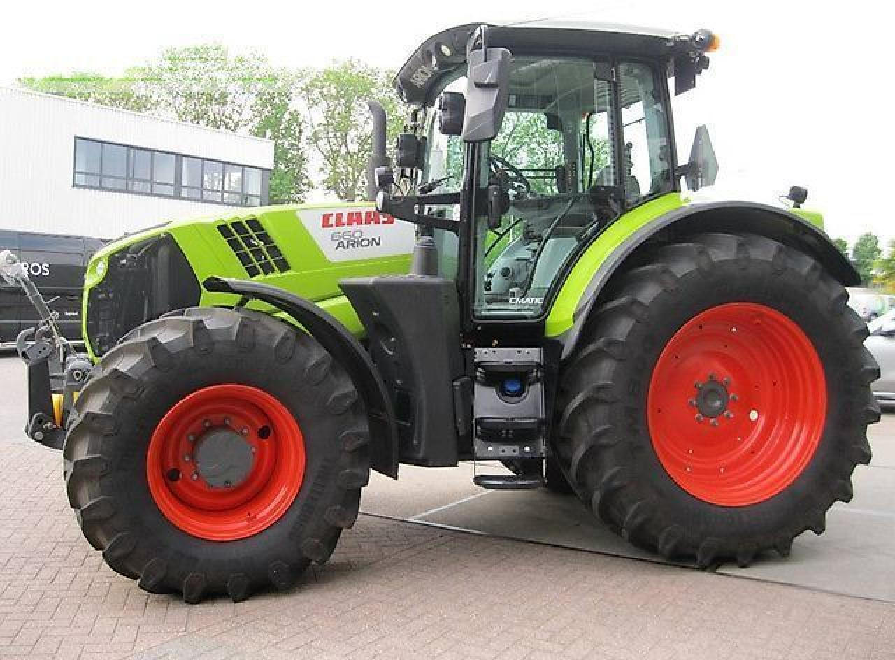 Traktor CLAAS arion 660 cmatic