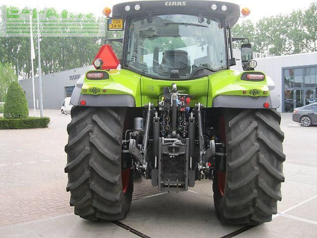 Traktor CLAAS arion 660 cmatic