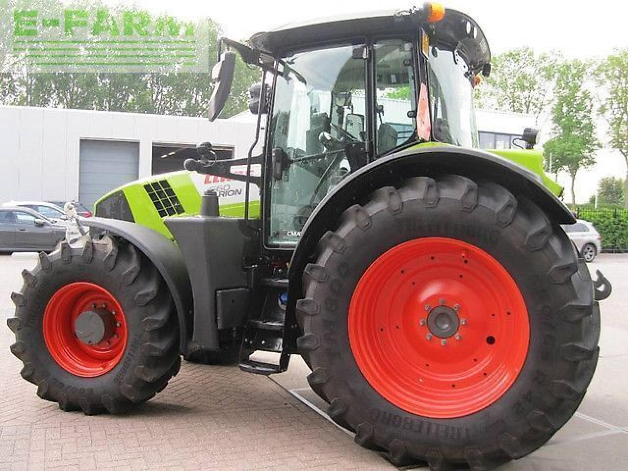 Traktor CLAAS arion 660 cmatic