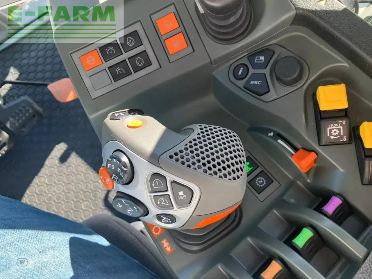 Traktor CLAAS arion 660 cmatic cebis CMATIC CEBIS