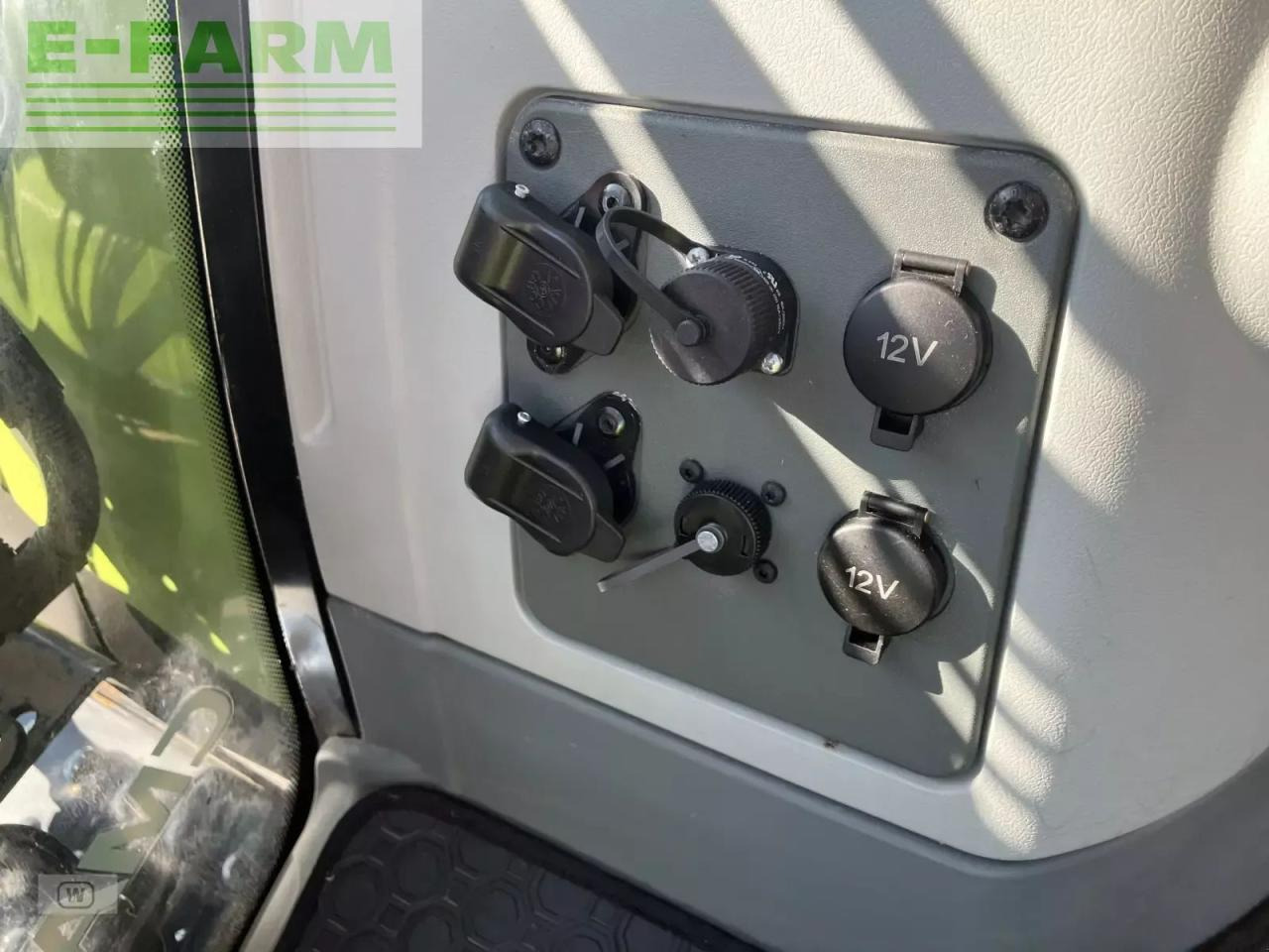 Traktor CLAAS arion 660 cmatic cebis CMATIC CEBIS