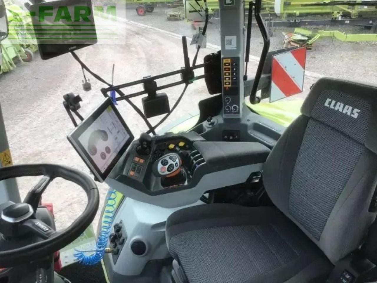 Traktor CLAAS arion 660 cmatic focus