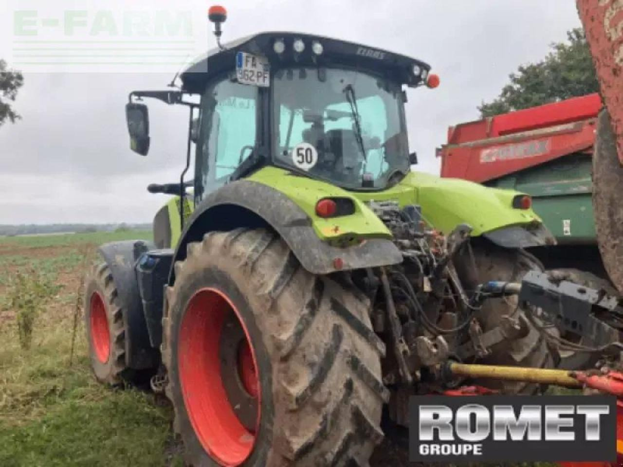 Traktor CLAAS axion 800