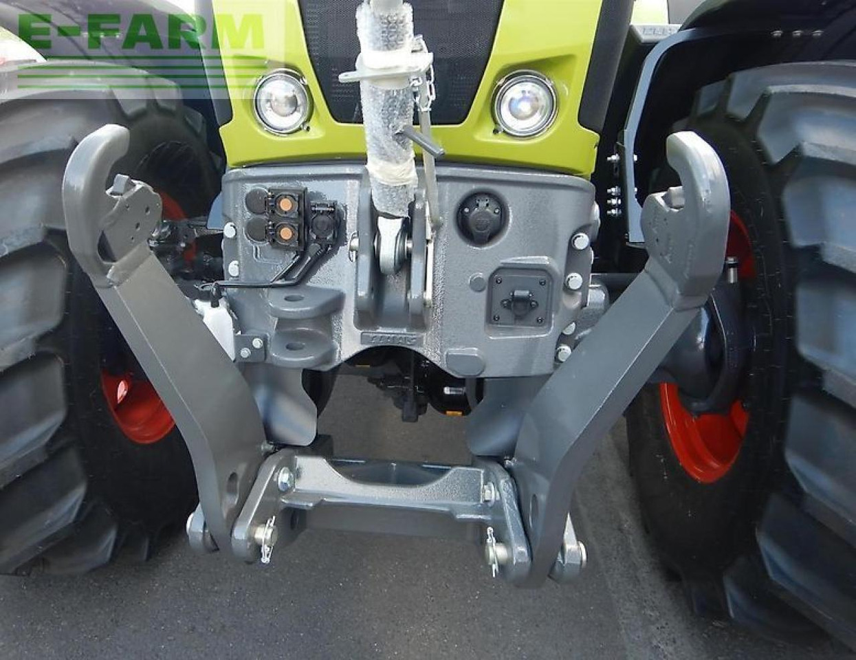 Traktor CLAAS axion 800 cis+ hexashift HEXASHIFT CIS+