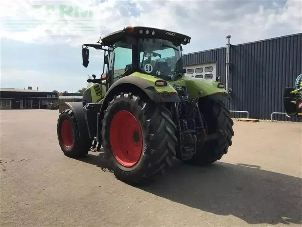 Traktor CLAAS axion 810