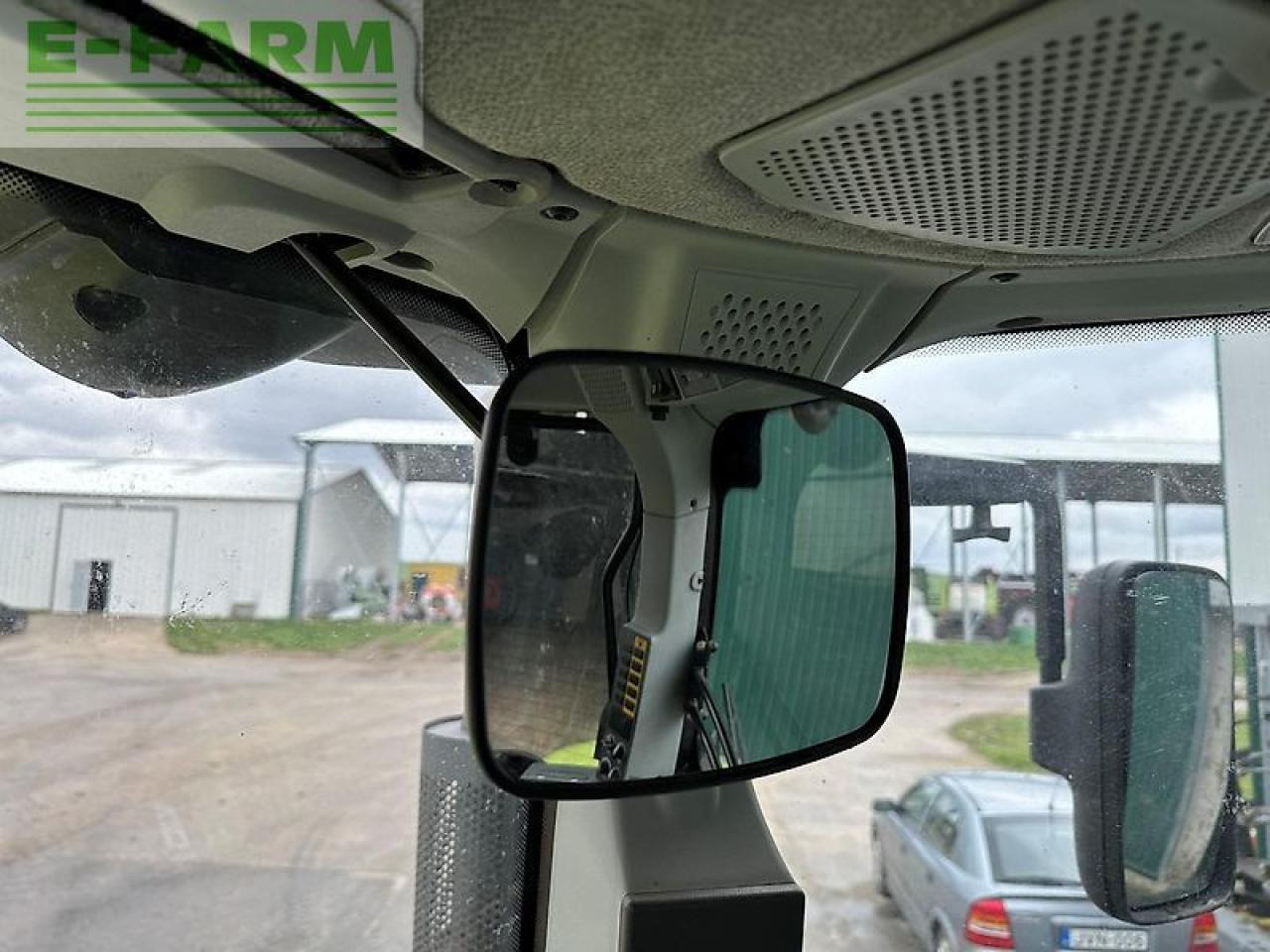 Traktor CLAAS axion 810