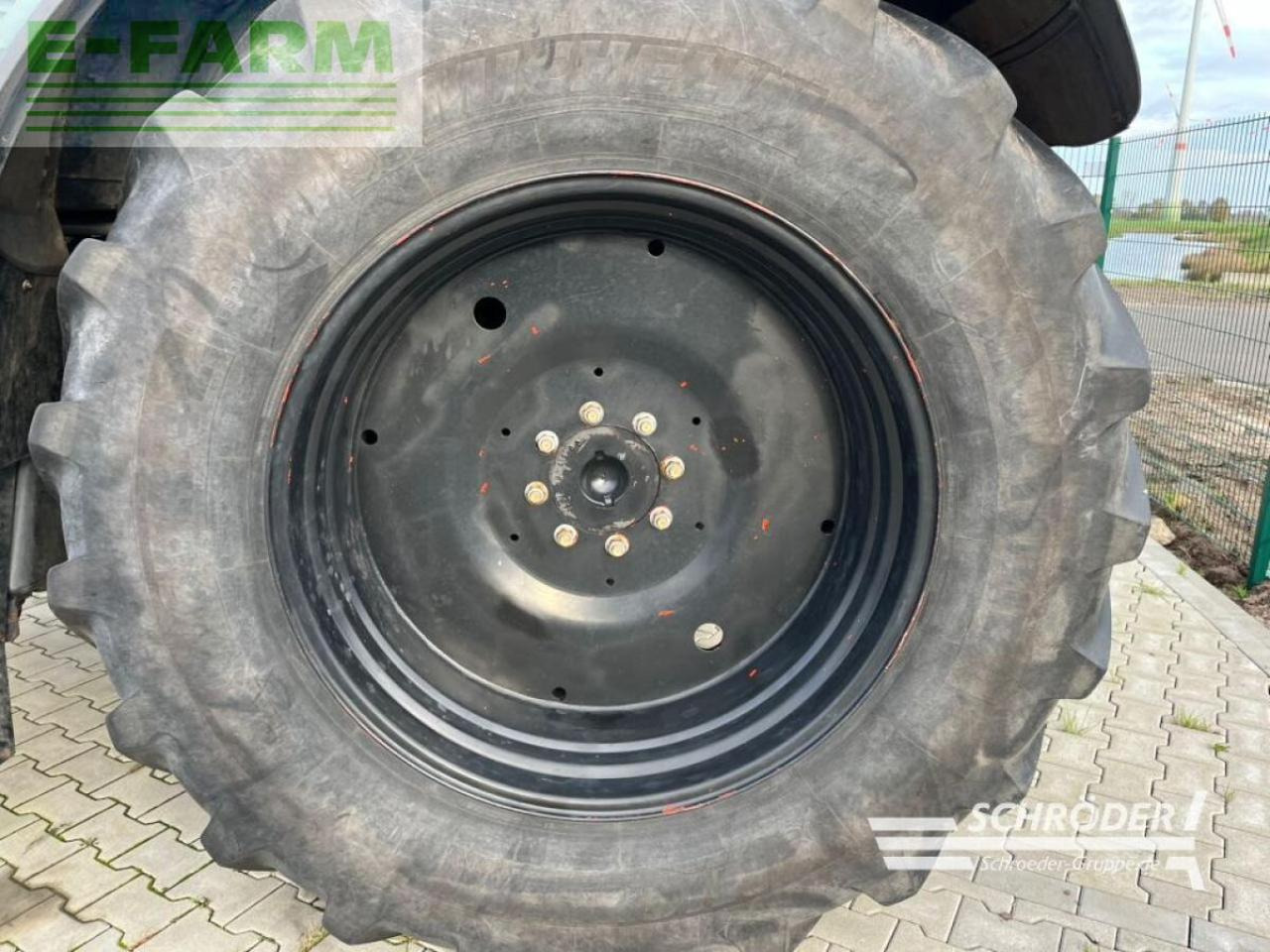 Traktor CLAAS axion 810 cis